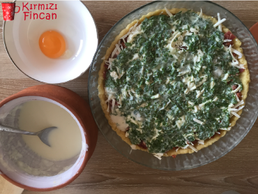peynirli-pastirmali-sucuklu-tart-kirmizifincan